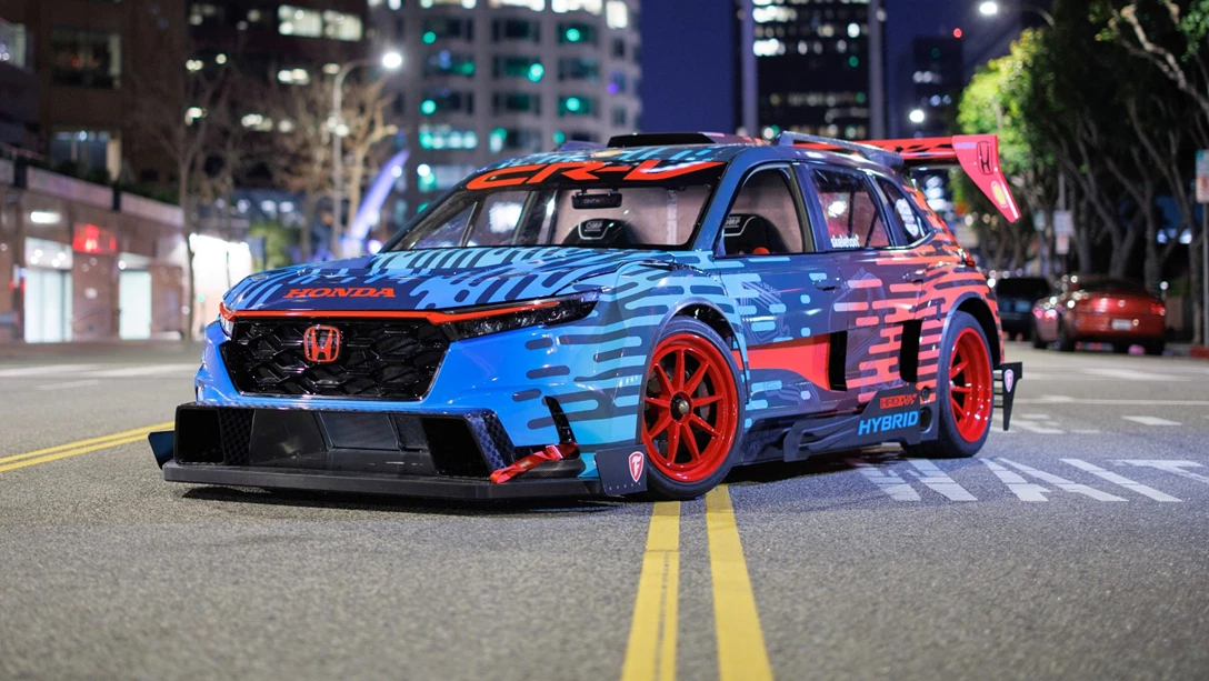 1679010-14 HPD Honda CR-V Hybrid Racer-min.jpg