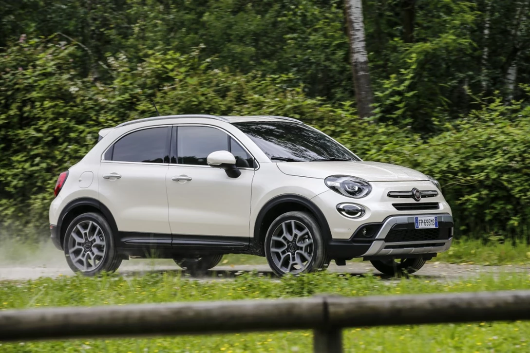 1601774-180828_Fiat_New-500X_23.jpg