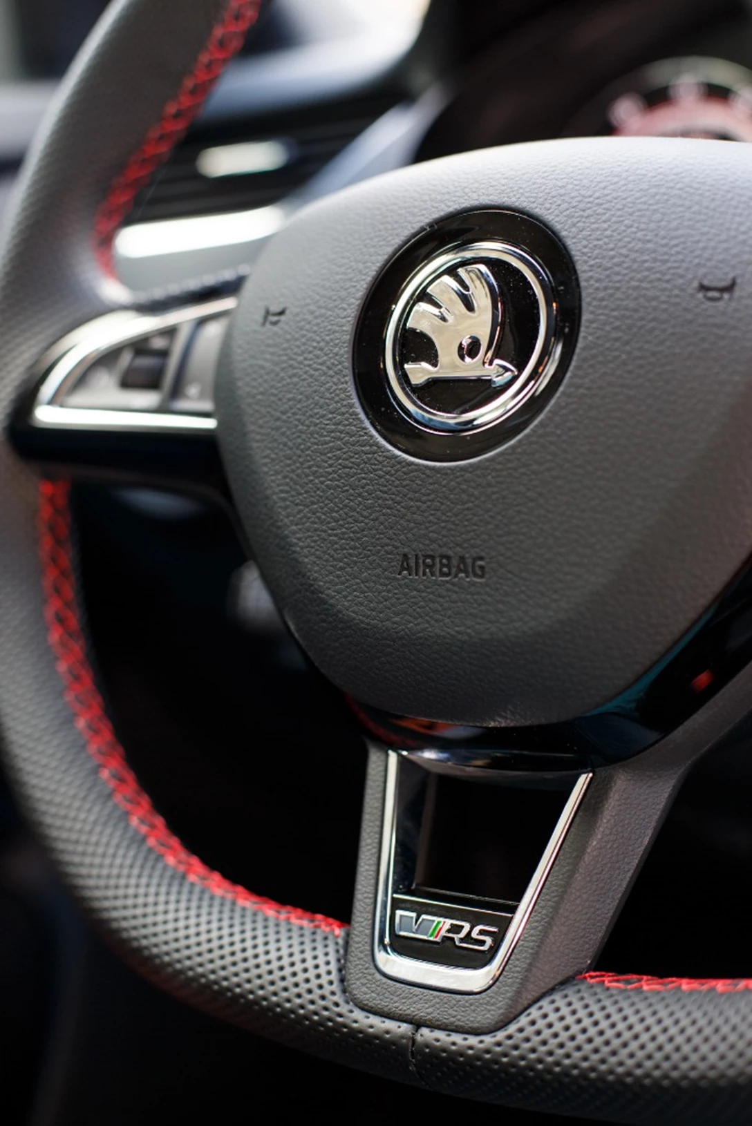 1596809-סקודה אוקטביה RS - מבחן דרכים (16).JPG