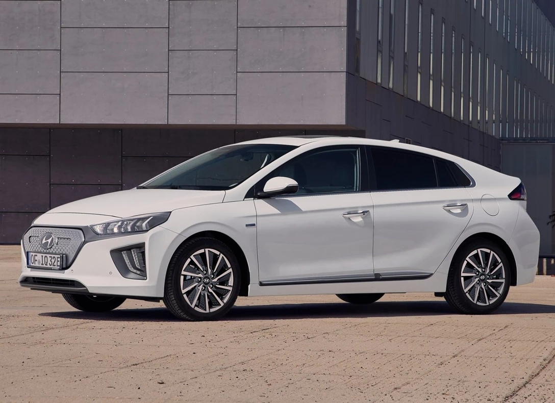 1652035-Hyundai-Ioniq-2021-01.jpg