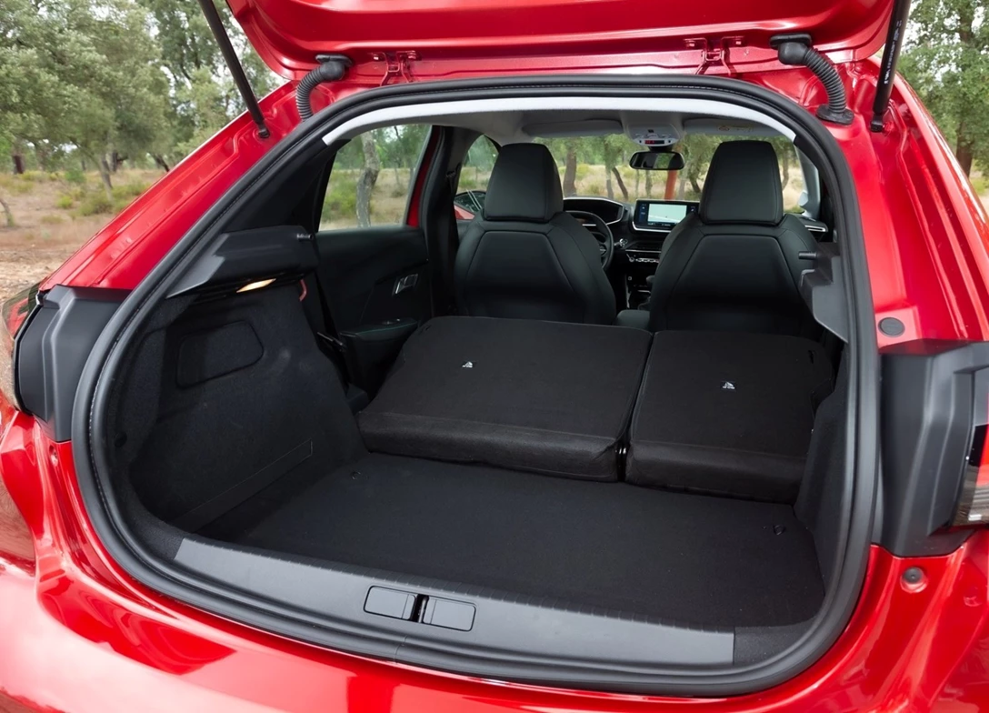 1693601-Peugeot-208-2024-11.jpg