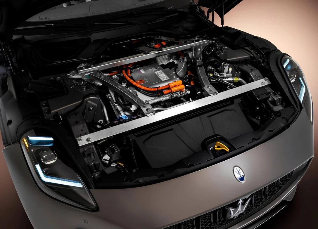 1709682-Maserati-GranTurismo-2025 (23).jpg