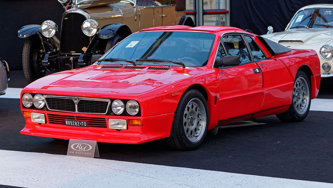 1683646-Paris_-_RM_auctions_-_20150204_-_Lancia_037_Stradale_-_1982_-_009.jpg