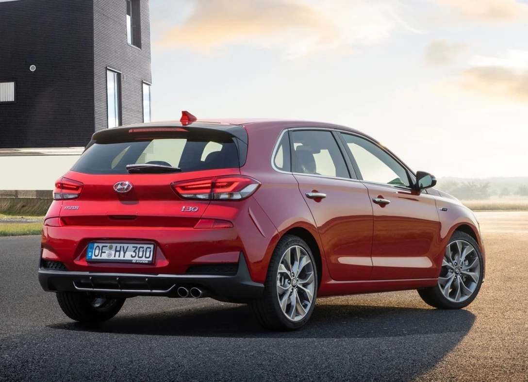1645691-Hyundai-i30_N_Line-2019-1600-18.jpg