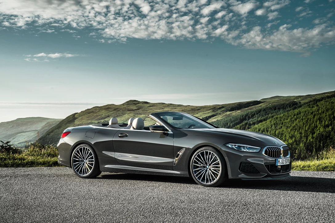 1606114-P90327653_highRes_the-new-bmw-8-series.jpg