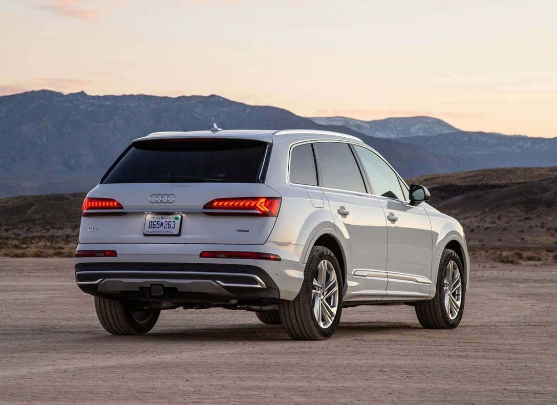 1645638-Audi-Q7-2020-03.jpg