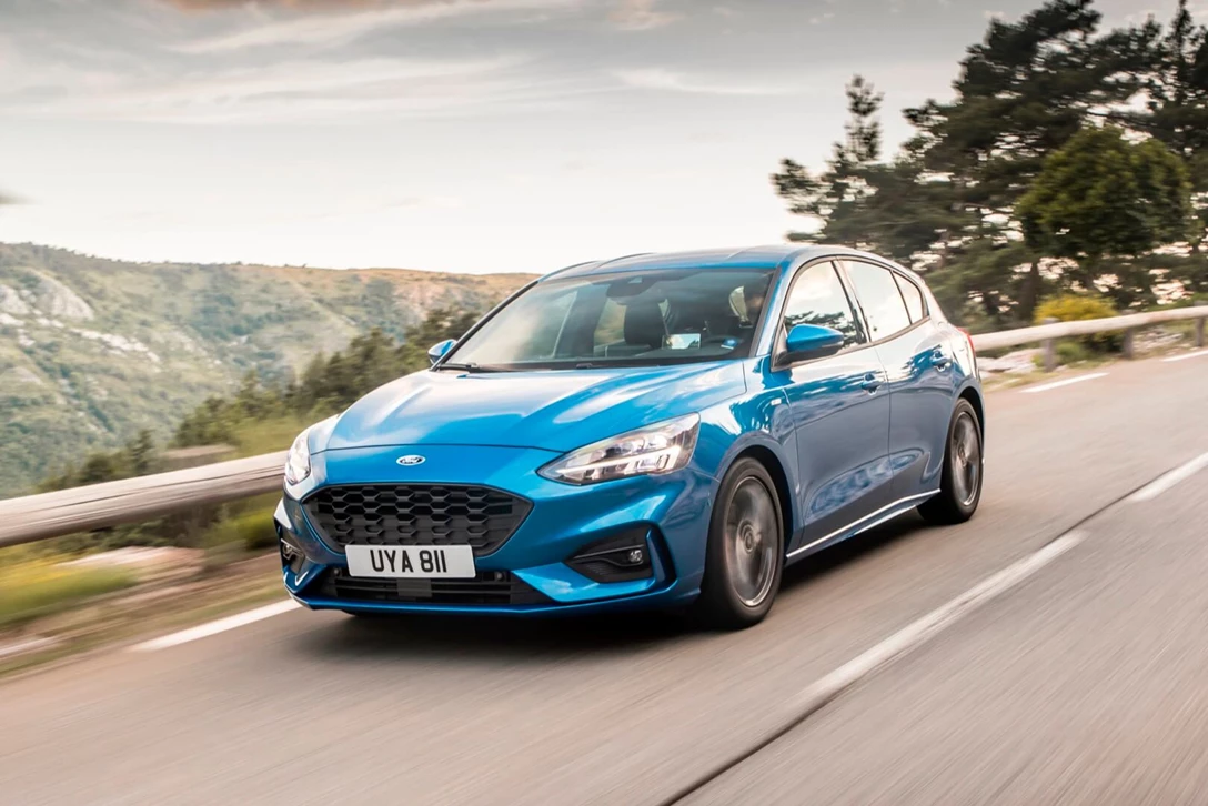 1632609-Ford Focus Hatchback ST (5).jpg