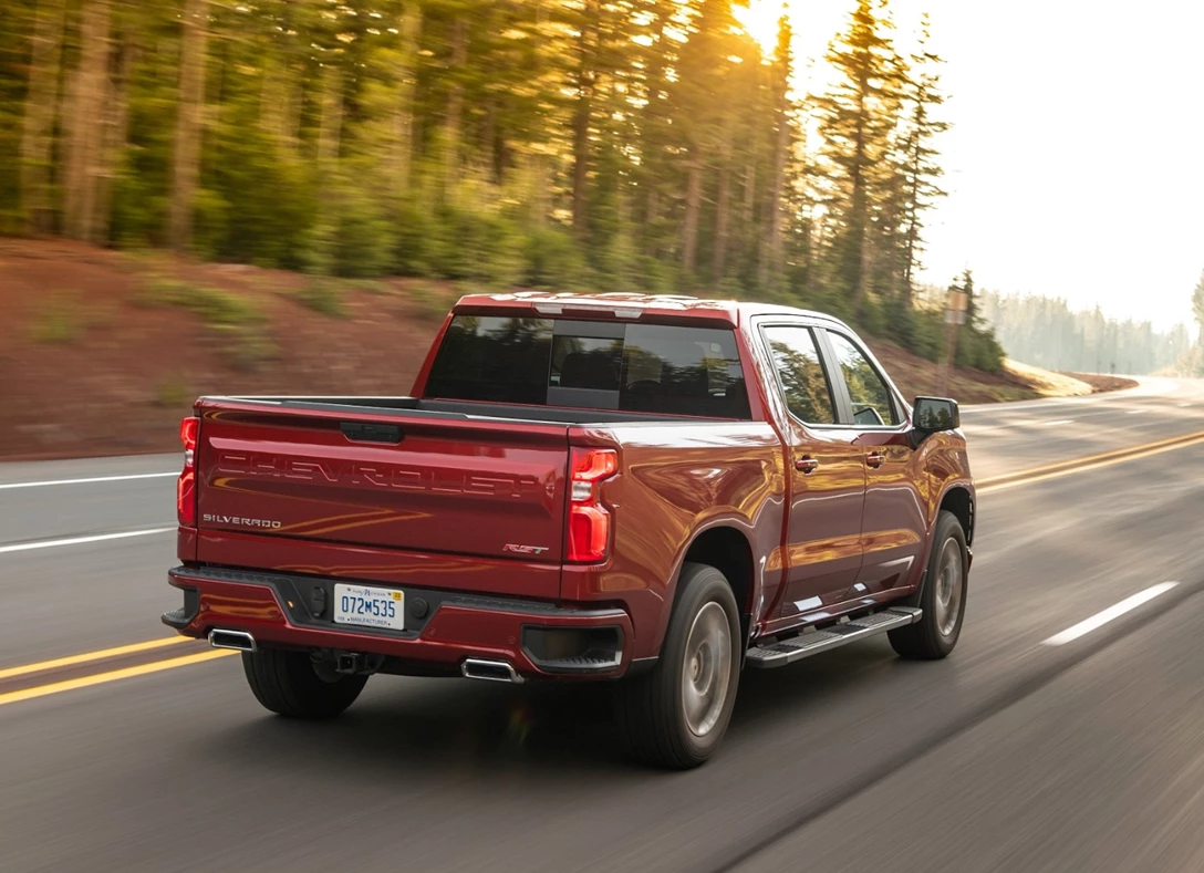 1663240-Chevrolet-Silverado_HD-2020-03.jpg