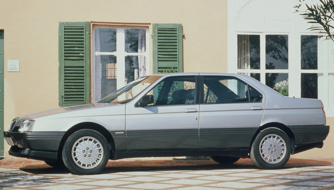 1678272-Alfa_Romeo-164-1987-1280-01.jpg