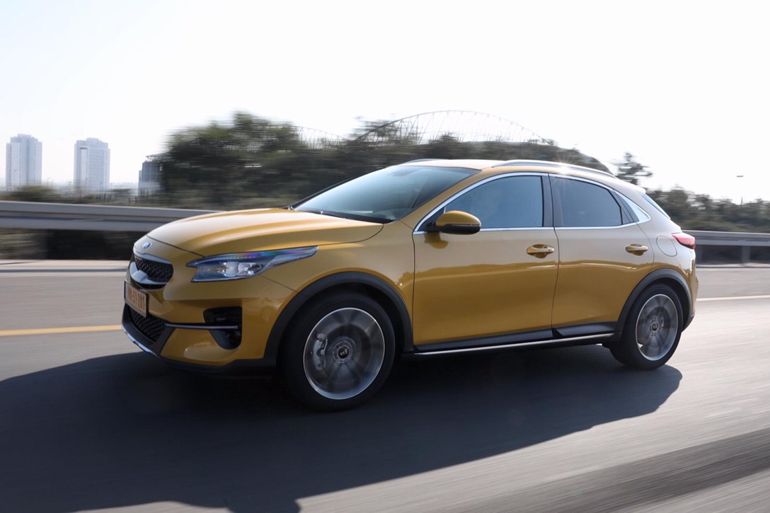 1627627-קיה אקסיד .jpeg