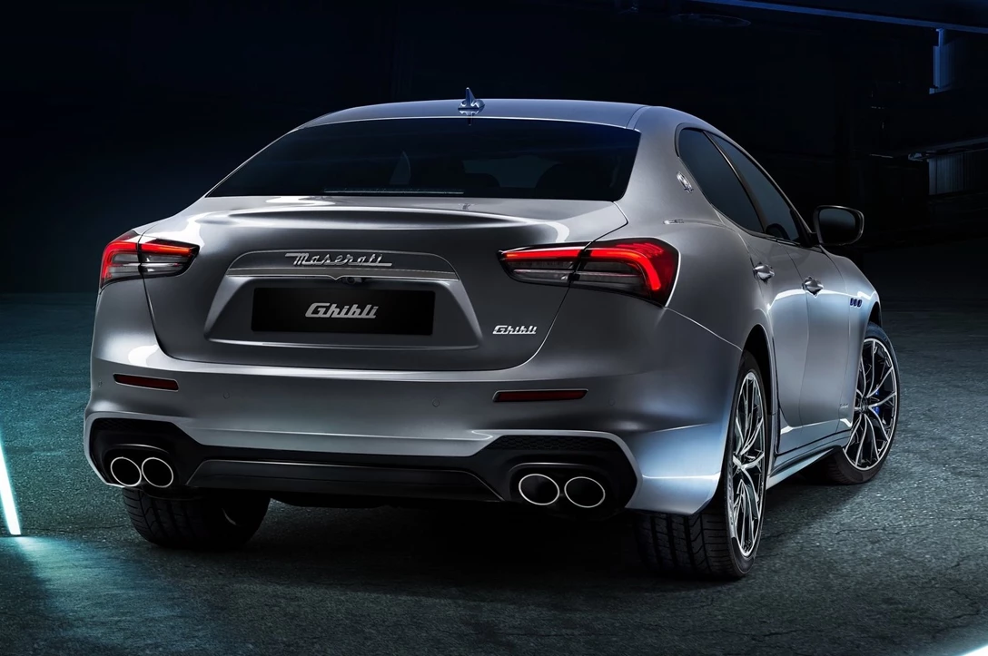 1634094-Maserati-Ghibli_Hybrid-2021-1600-04.jpg