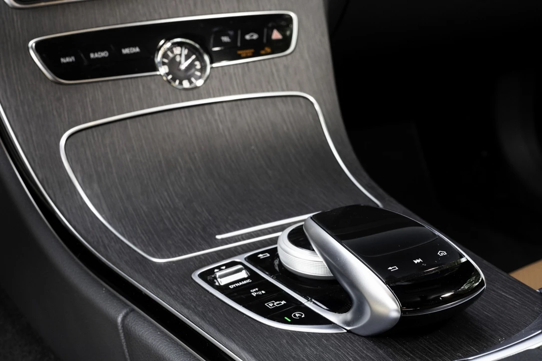 1608685-מרצדס C200 קופה מבחן דרכים (8).jpg