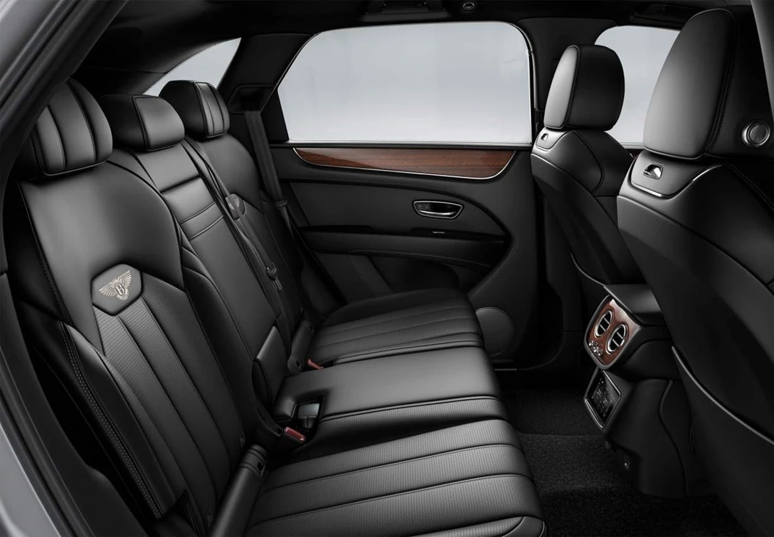 1679575-Bentley-Bentayga-2023-10.jpg