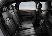 1679575-Bentley-Bentayga-2023-10.jpg