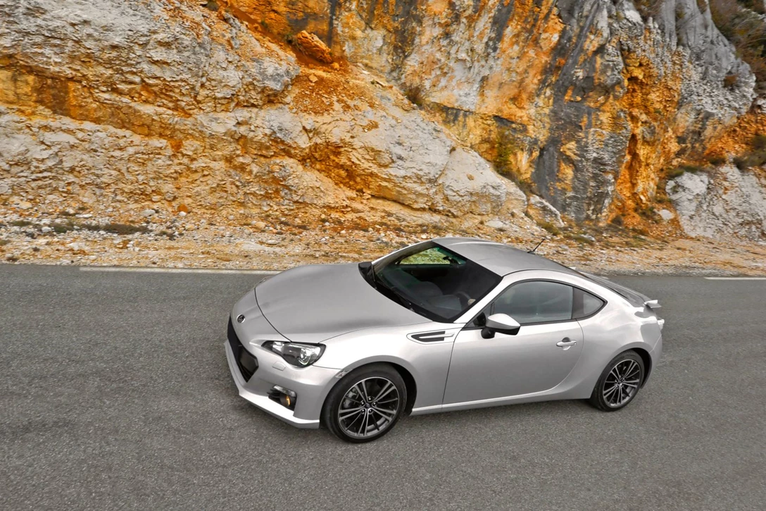 סובארו BRZ