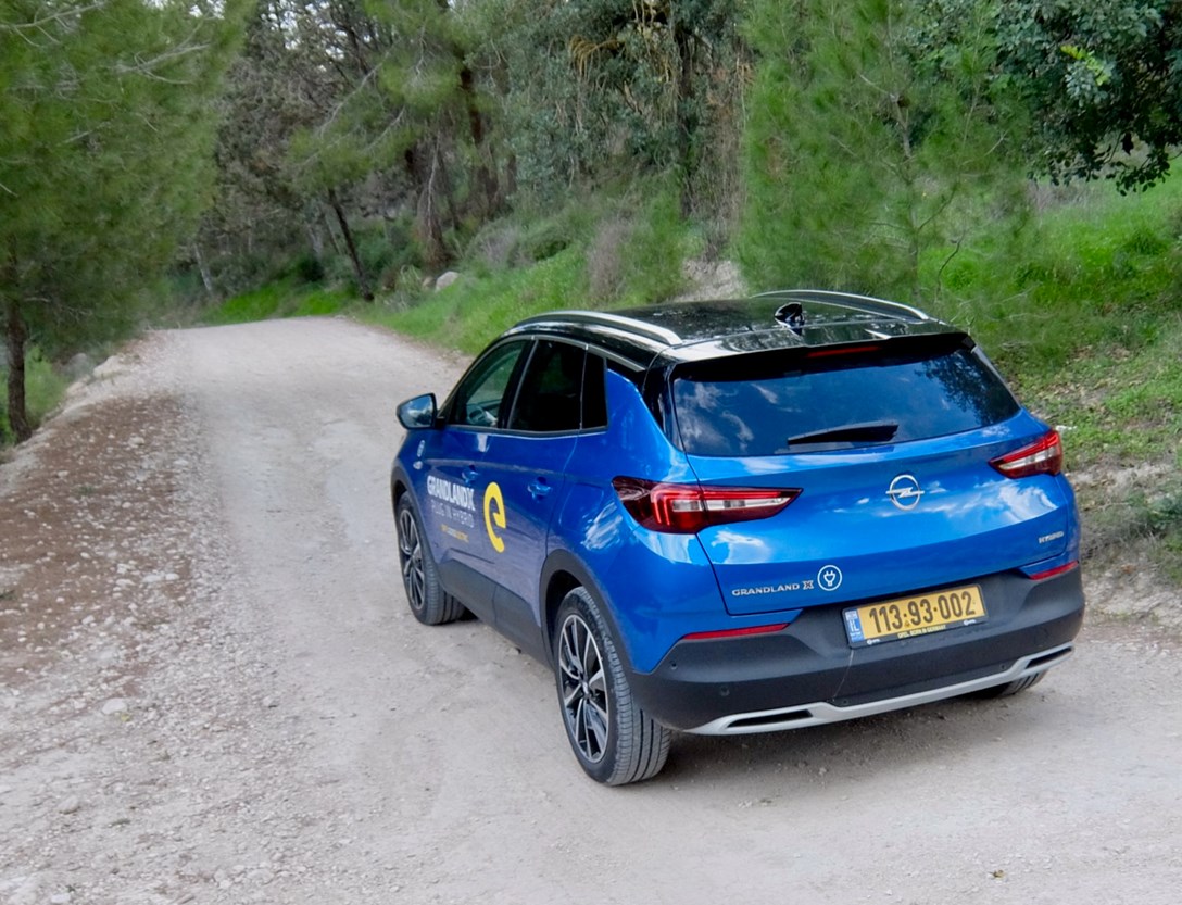 1639319-אופל גרנדלנד X PHEV - 6.jpeg