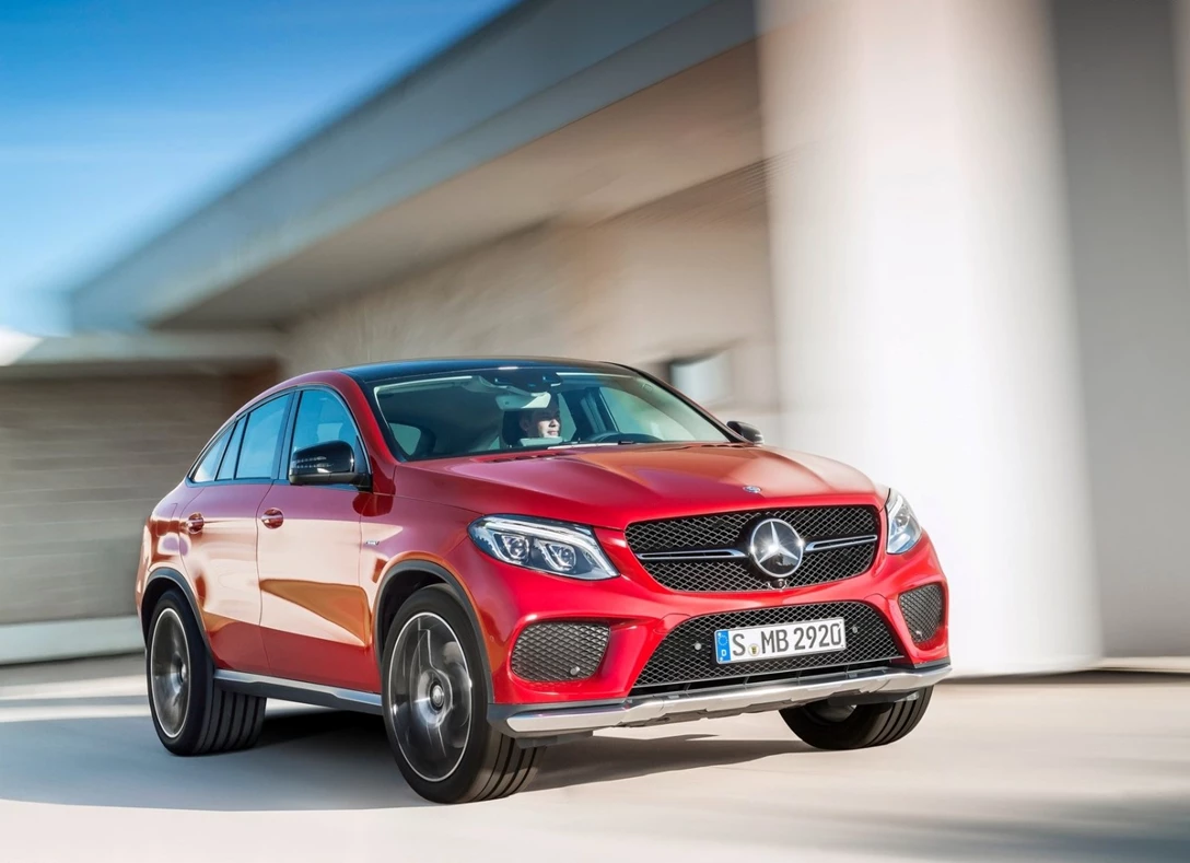 1656392-Mercedes-Benz-GLE_Coupe-2017-08.jpg