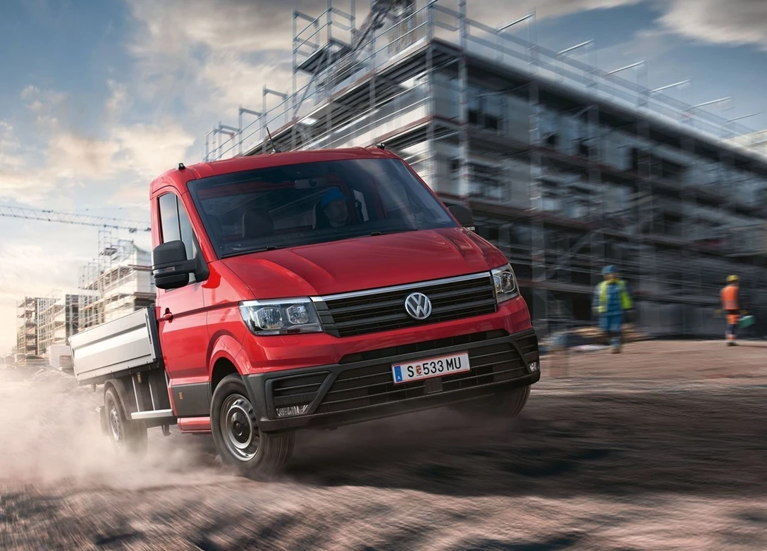 1648956-Volkswagen-Crafter-2021-13.jpg
