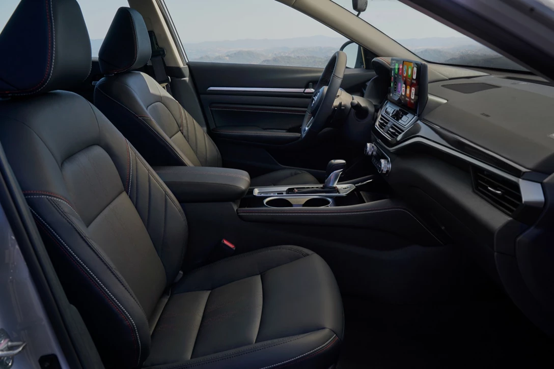 1661900-2023 Nissan Altima-10.jpg