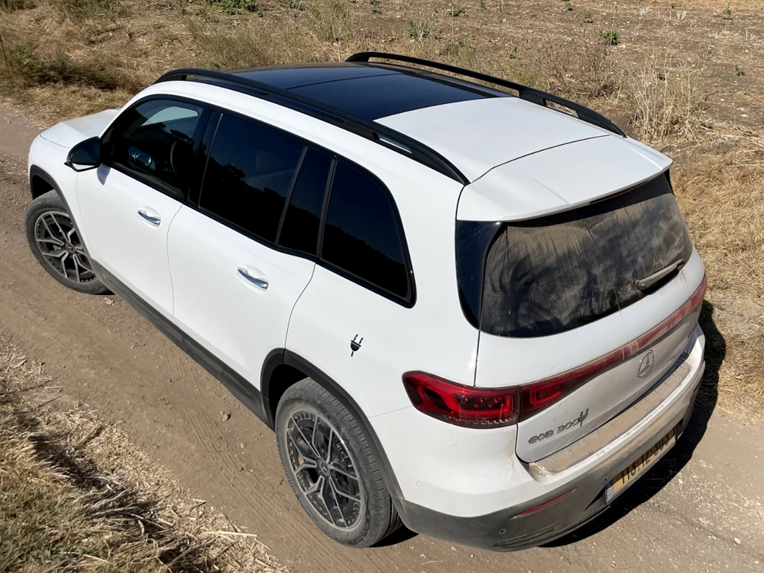 1667360-EQB - 130-min.jpg