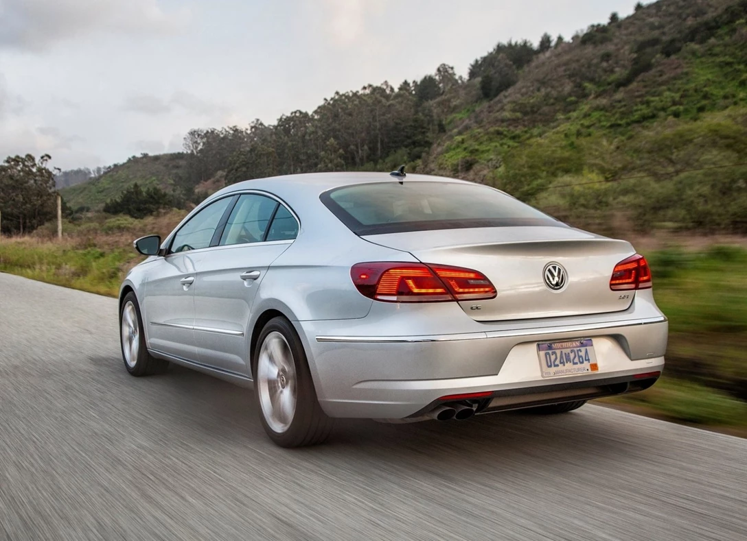1601007-Volkswagen-CC-2013-1600-39.jpg
