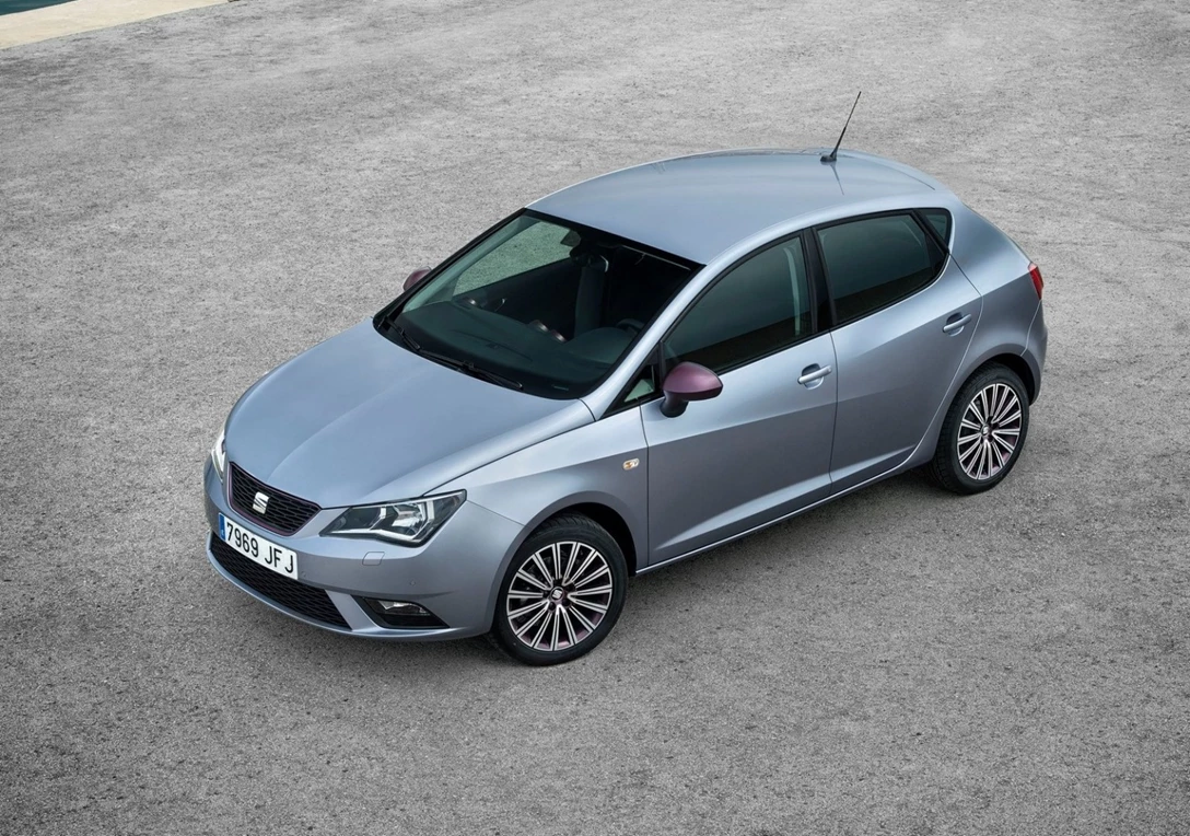 1635872-Seat-Ibiza-2017-04.jpg