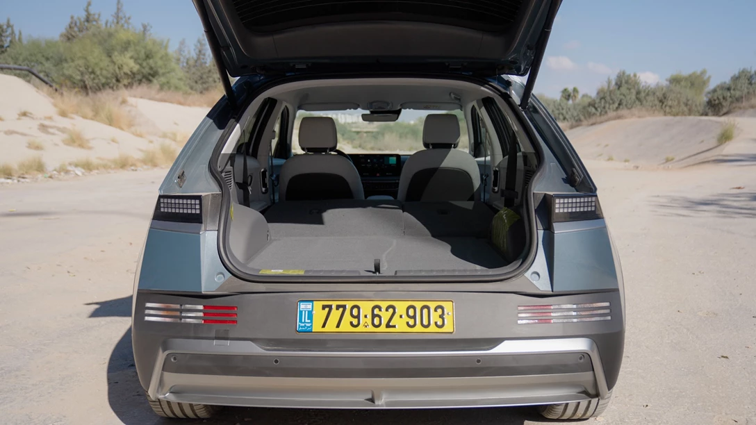 1704416-Hyundai IONIQ 5 2024.01_45_44_09.Still095.jpg