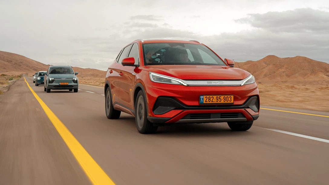 1680132-ORA Funky Cat vs BYD ATTO 3 vs Geely geometry c vs Aiways U5 2023.01_15_16_03.Still047 copy-min.jpg