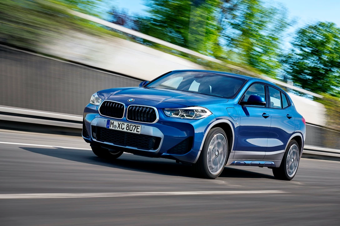 1634798-P90389806_highRes_the-new-bmw-x2-xdriv.jpg