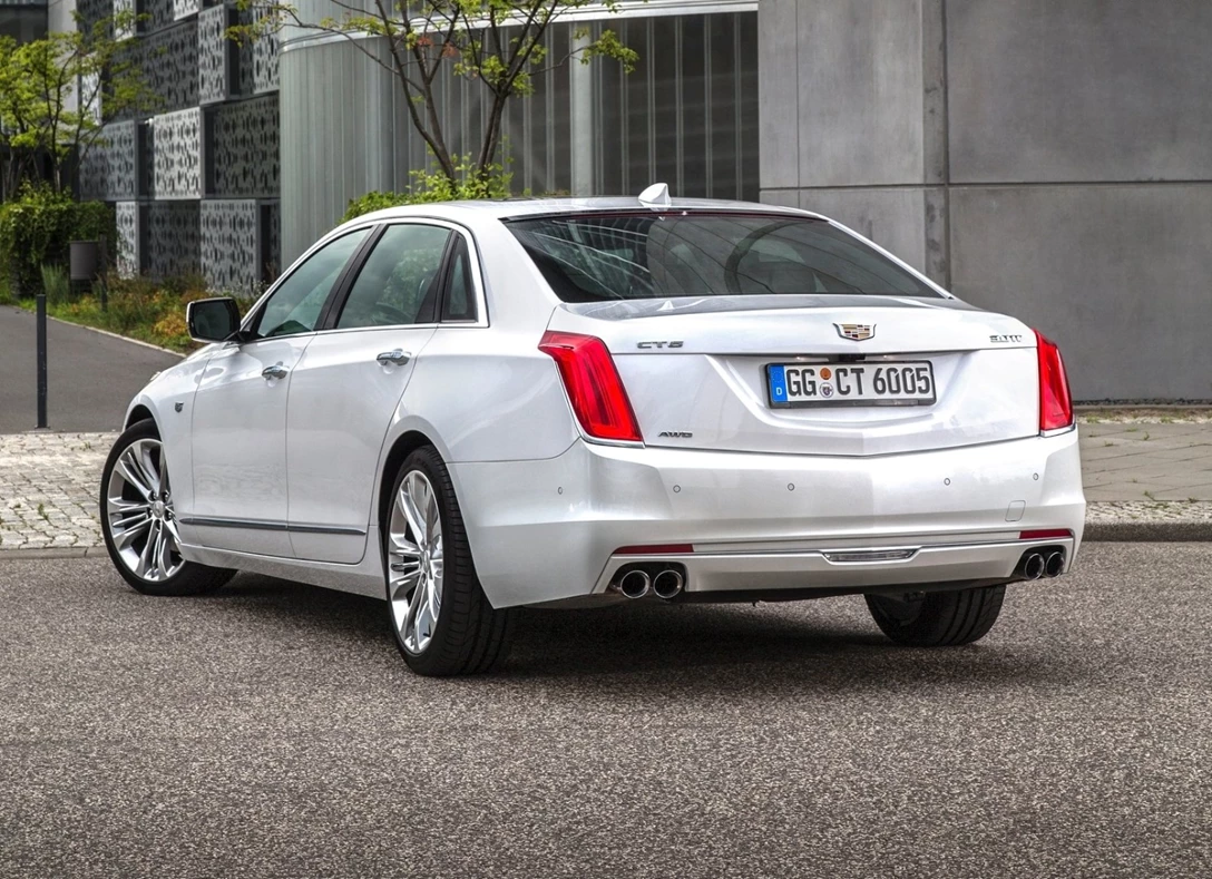 1671077-Cadillac-CT6_EU-Version-2018-04.jpg