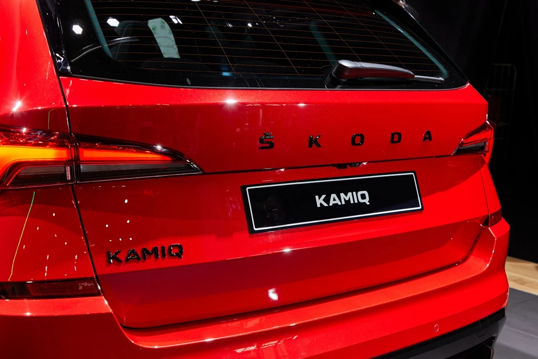 1622498-skoda-kamiq-rear-light-dynamic-frankfurt.jpg