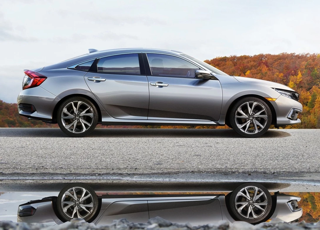 1637346-Honda-Civic_Sedan-2020-04.jpg