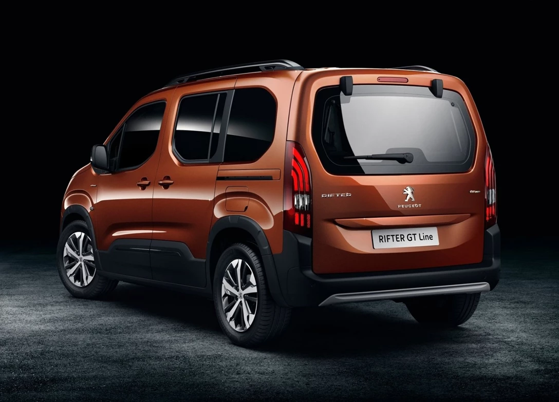 1599856-Peugeot-Rifter 3.jpg