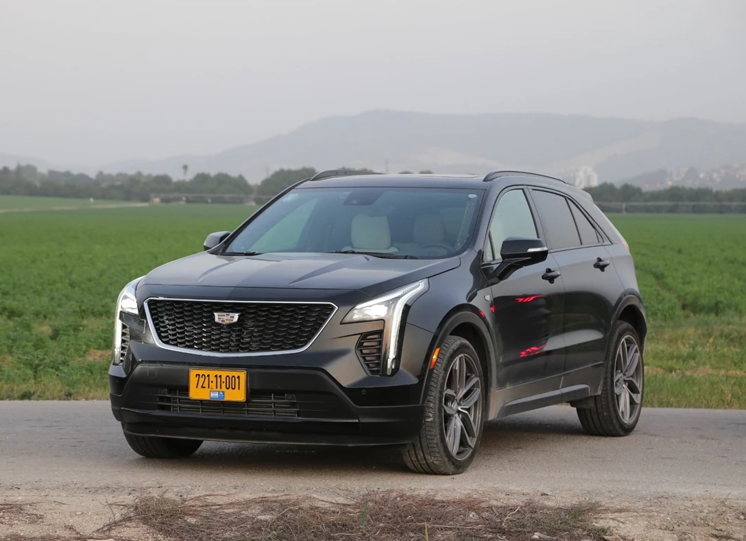 1676823-Cadillac-XT4-2023-04-I.jpg