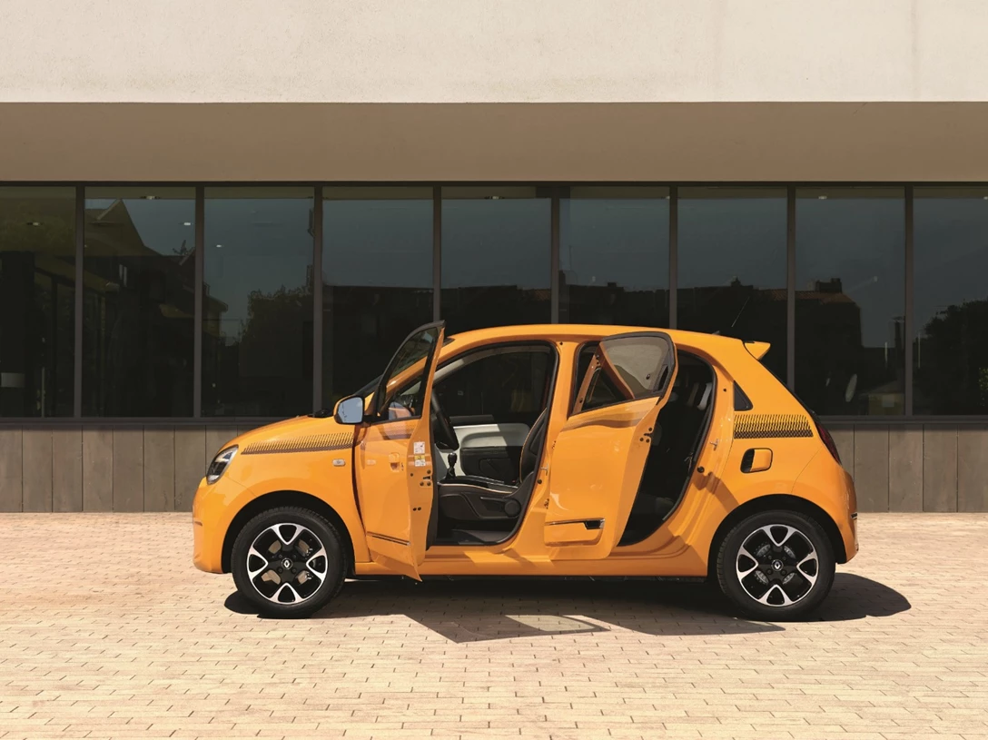 1610510-21221156_2019_-_New_Renault_TWINGO.jpg