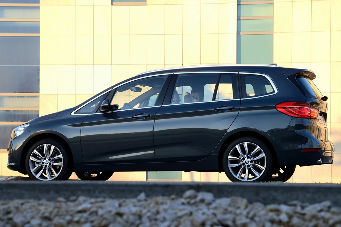 ב.מ.וו סדרה 2 אקטיב/ גראן טורר