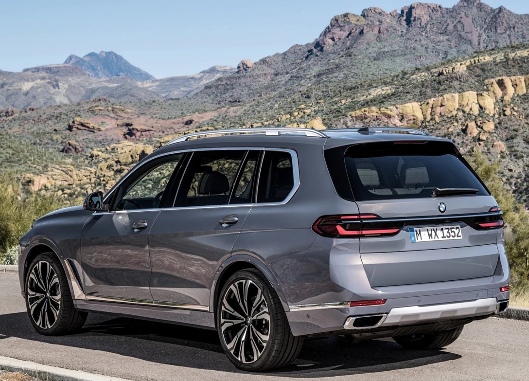 1700595-BMW-X7-2024-02.jpg
