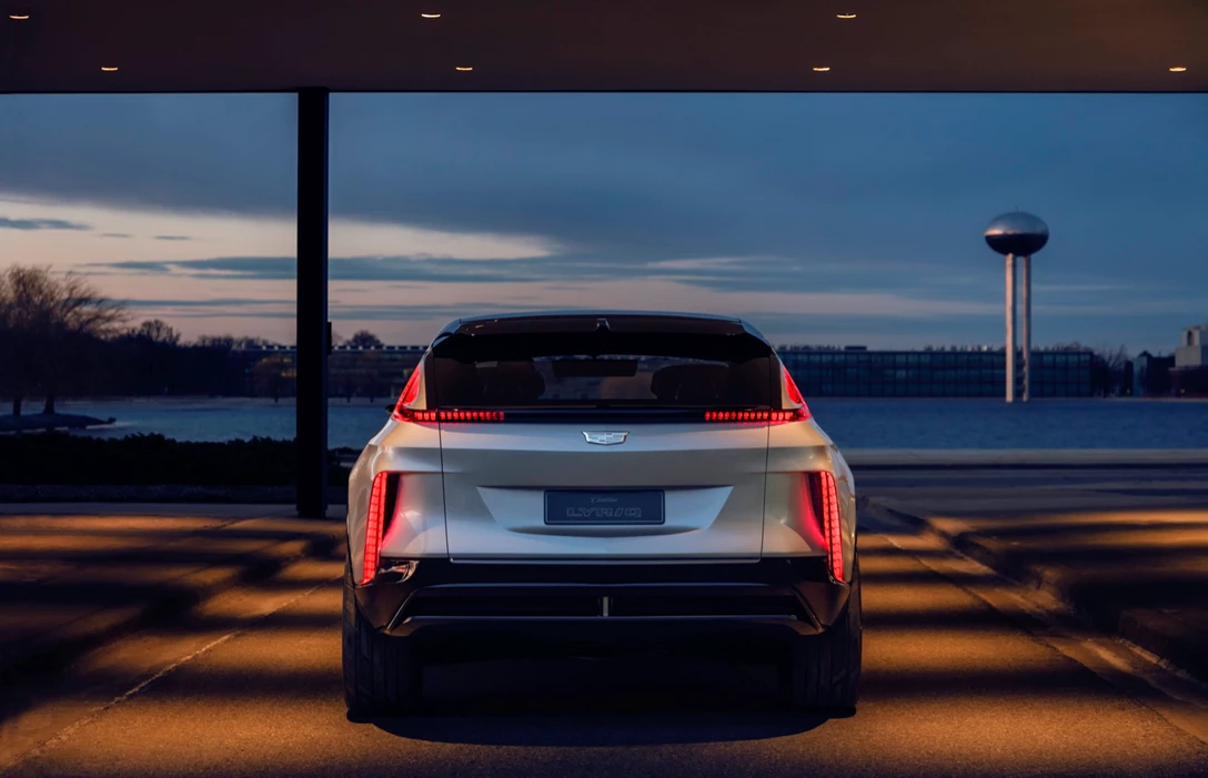 1634399-Cadillac-LYRIQ-017.jpg