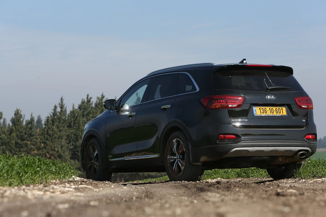 1594580-קיה סורנטו - מבחן דרכים (V6) (9).jpg