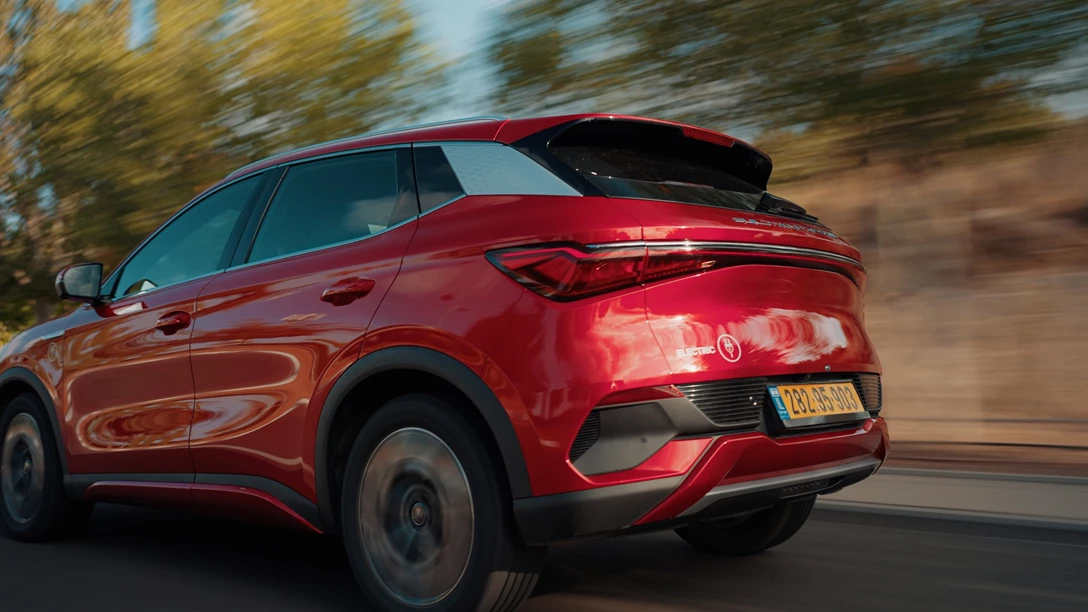 1672419-BYD ATTO 3.00_04_58_14.Still004 copy.jpg