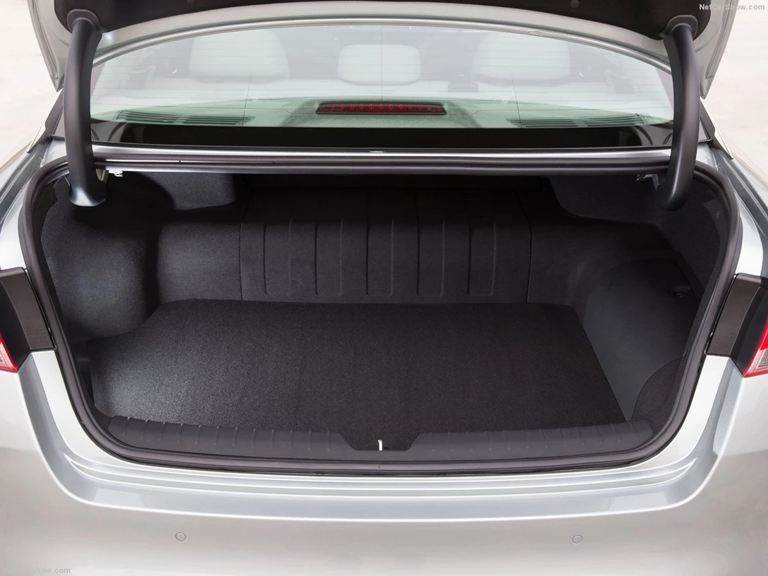 1588176-Kia-Optima_Plug-In_Hybrid 6.jpg