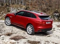 1668755-Jaguar-F-Pace-2018-02.jpg