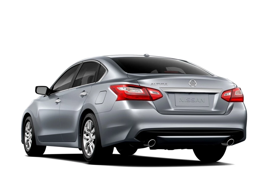 1660453-Nissan-Altima-2018-03.jpg