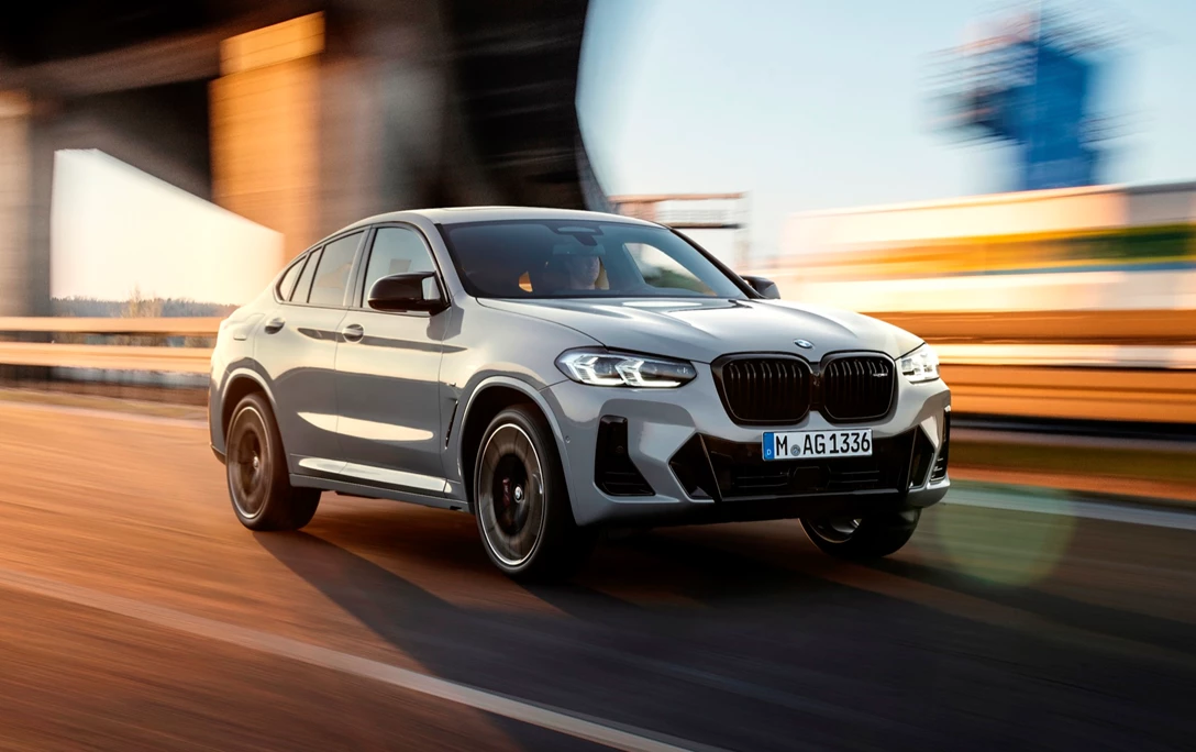 1652486-P90424730_highRes_the-new-bmw-x4-m40i-.jpg