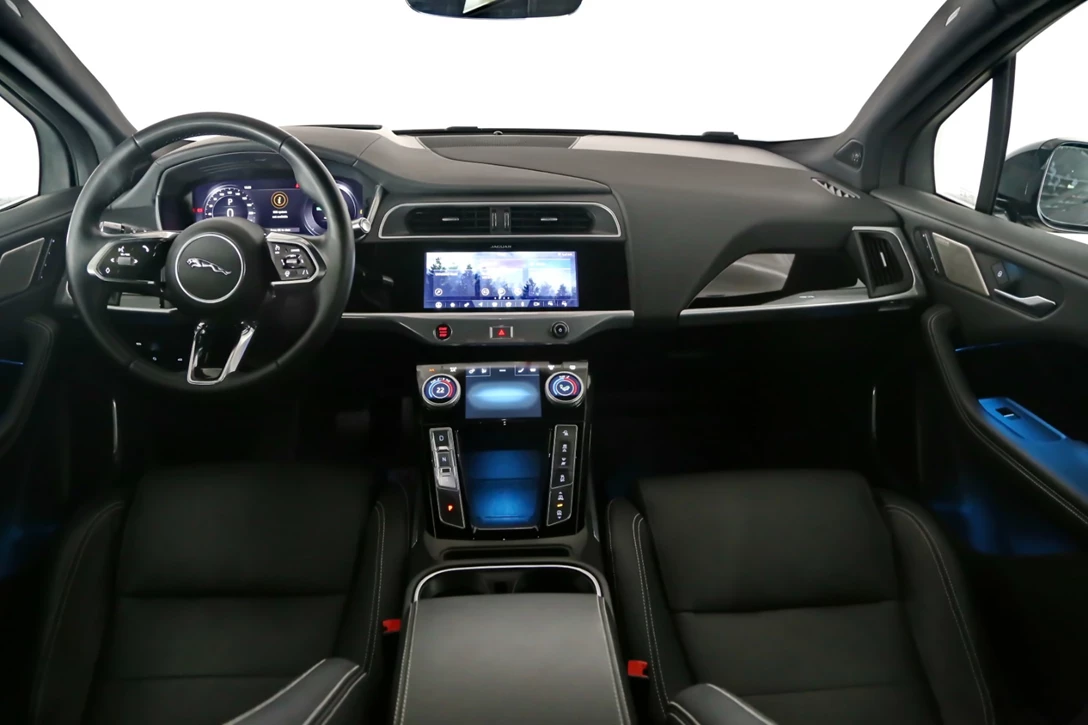 1623183-פנים יגואר1.jpg