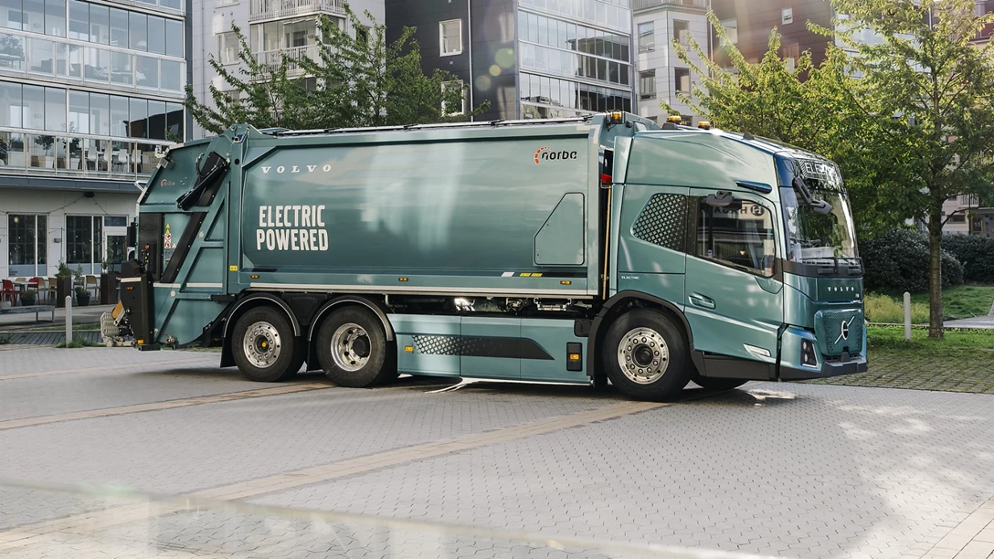 1694141-VOLVO FM-min.jpg