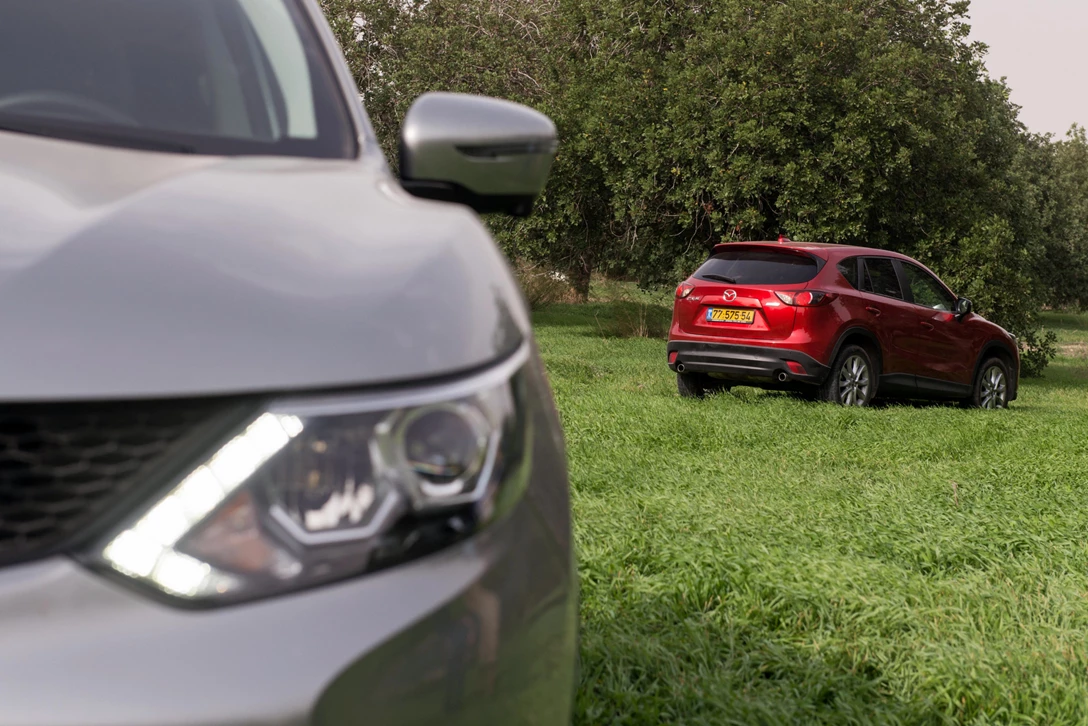 1589373-ניסאן קשקאי מול מאזדה CX-5 מבחן דרכים (13).jpg