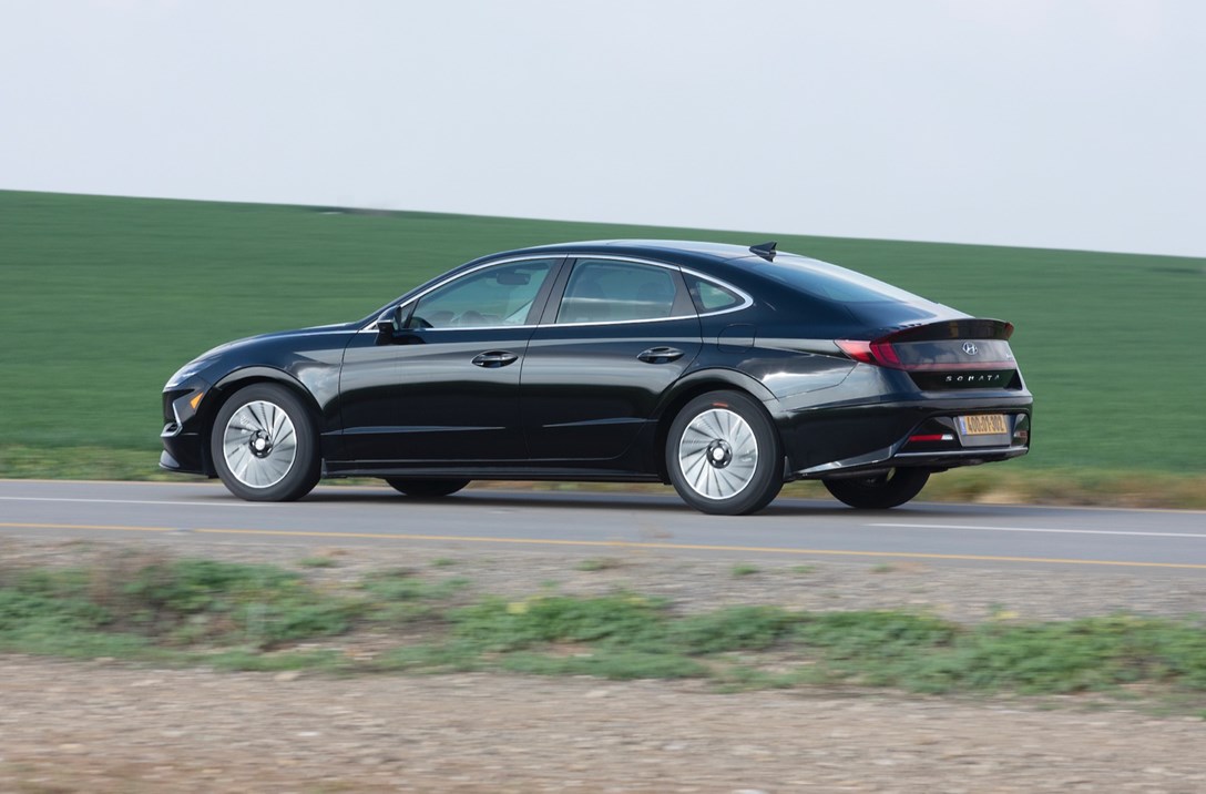 1638759-סונטה מול סופרב - 7.jpeg