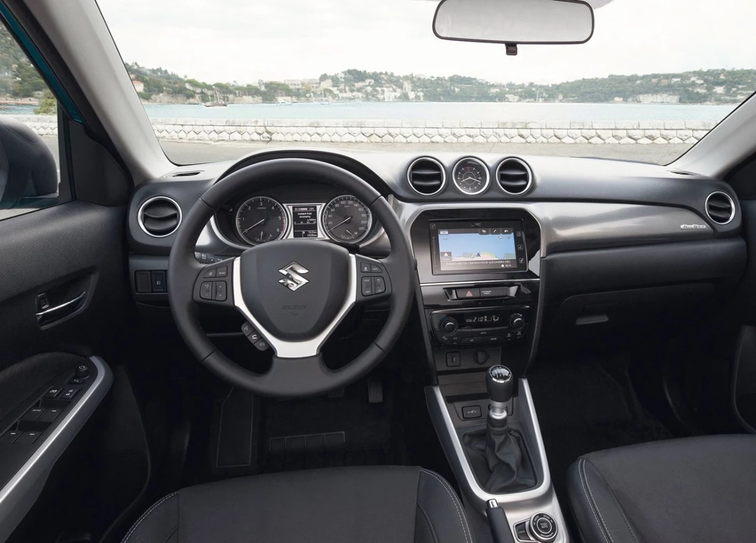 1641228-Suzuki-Vitara-2016-05.jpg