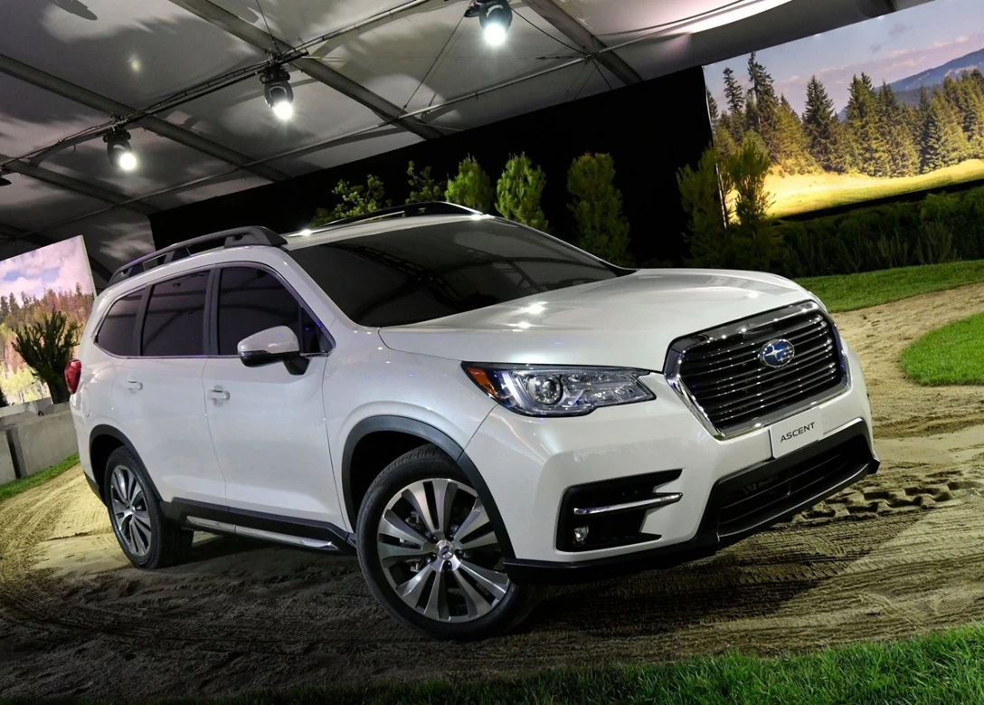 1636340-Subaru-Ascent-2019-04.jpg